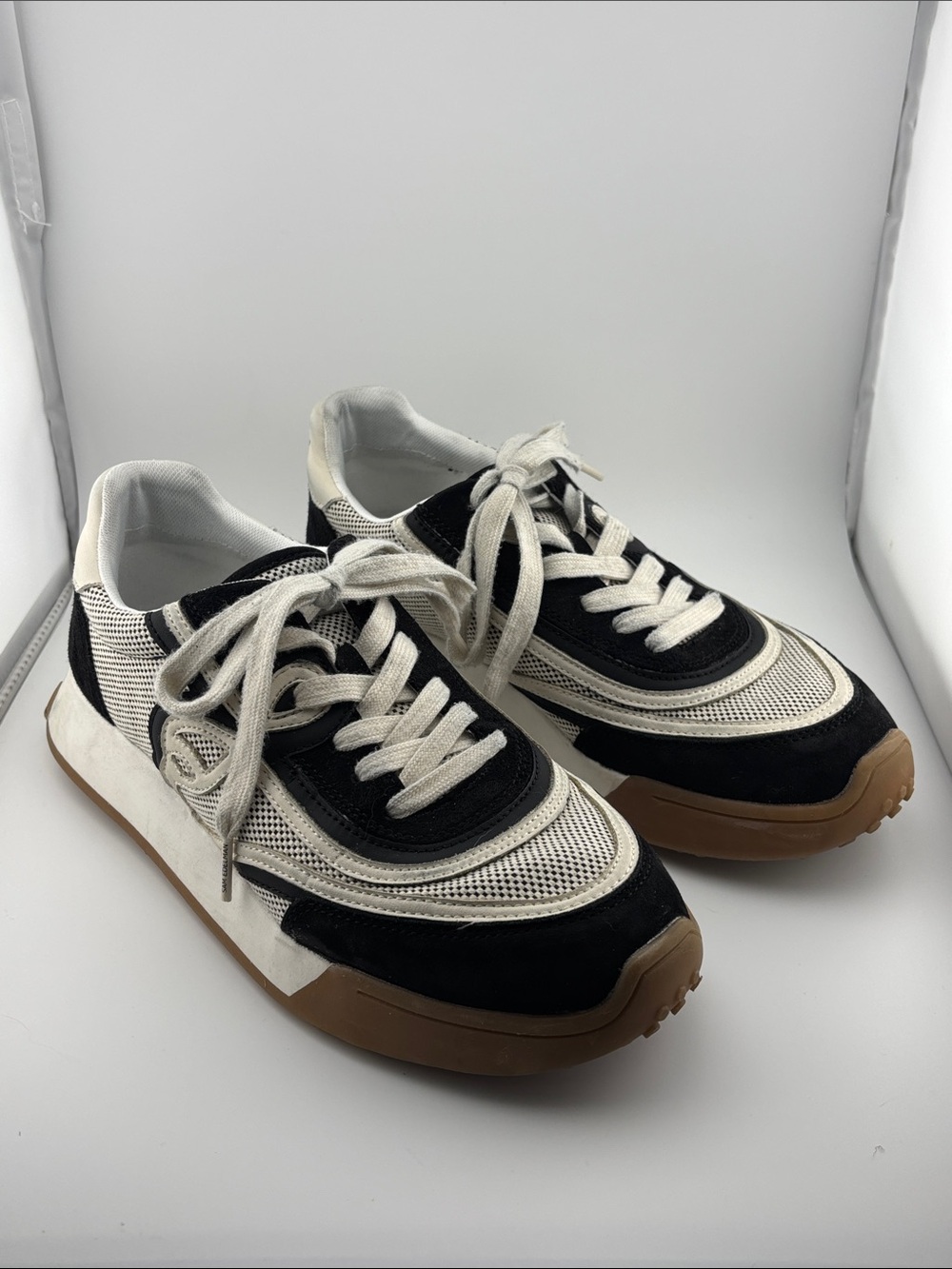 Sam Edelman Women’s Sneakers Black White Lace-Up Suede Check Pattern Size 10 Box